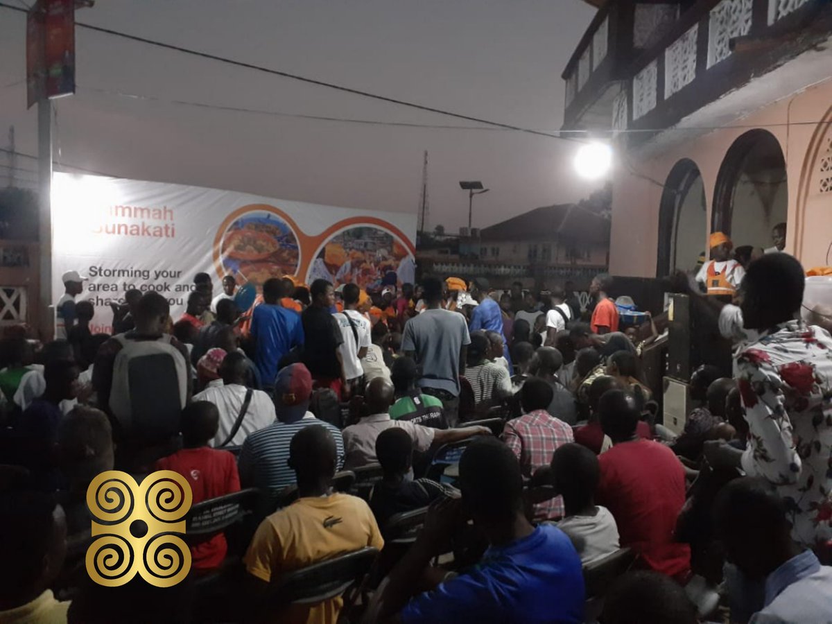 Prioritysols's tweet photo. Shots from the Orange sunakati activation in Makeni city.
Service delivered as expected.
#Bestagency
#Prioritysolutions https://t.co/FNvyWXvc0a