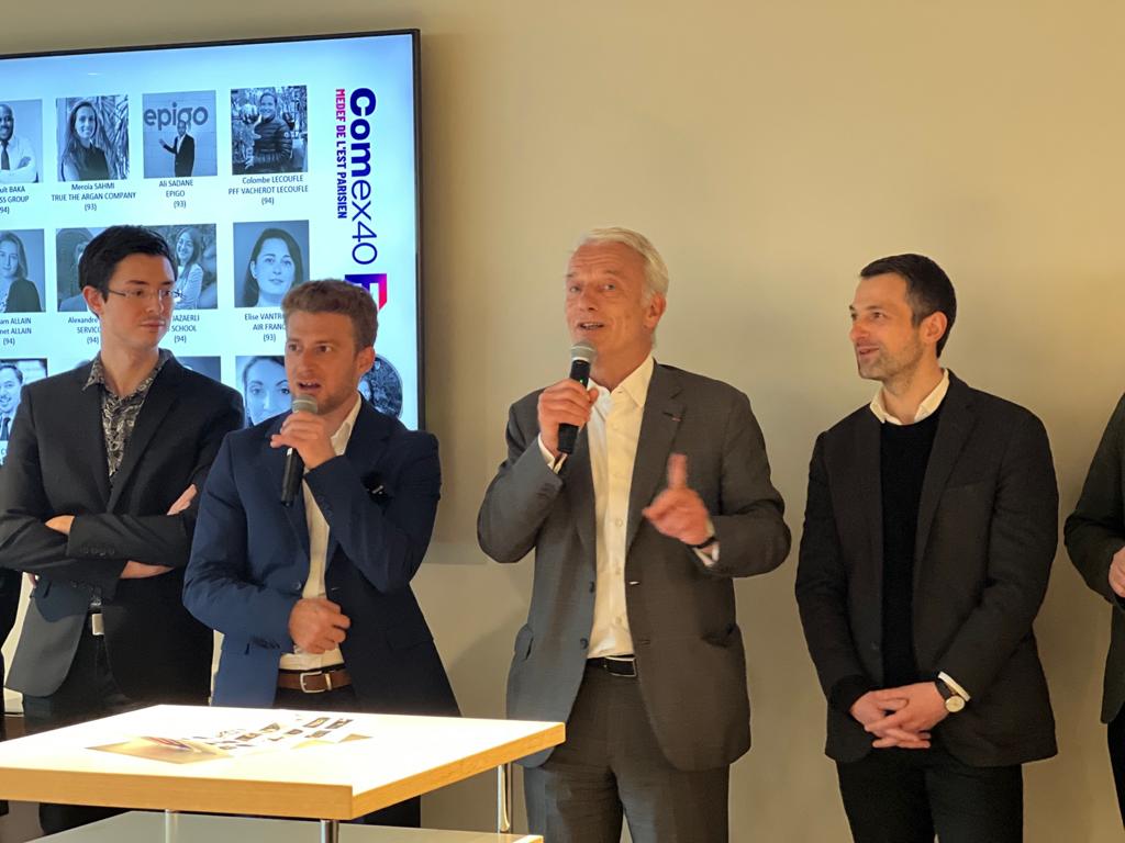 f_lesache's tweet photo. Ce soir autour de @PMartin2023 avec @bastbrunis @PaoWisecom pour la présentation du #Comex40 @Medef9394.

Nous réaffirmons notre engagement à faire émerger de nouveaux talents dans notre mouvement. L'action menée depuis 5 ans doit être poursuivie et amplifiée. https://t.co/y4Y2EThL28