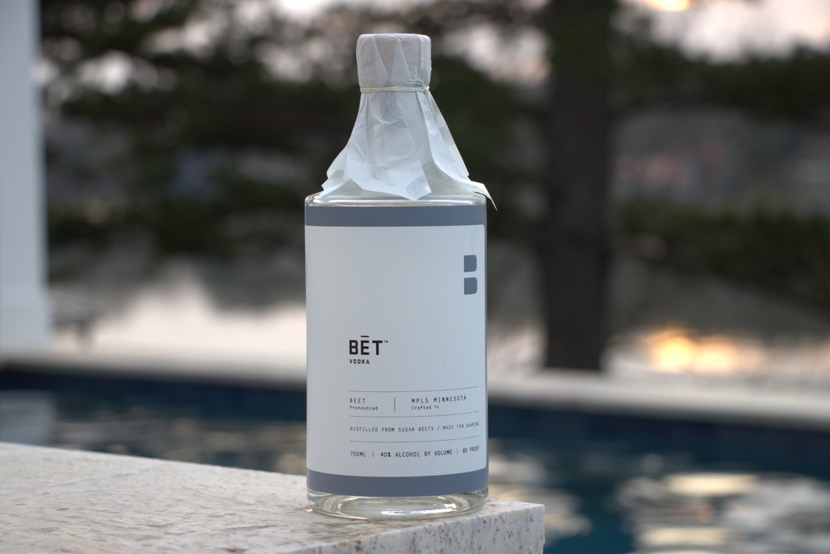 Cheers to being halfway through the week.. tomorrow starts prefriday 🥂 🎉