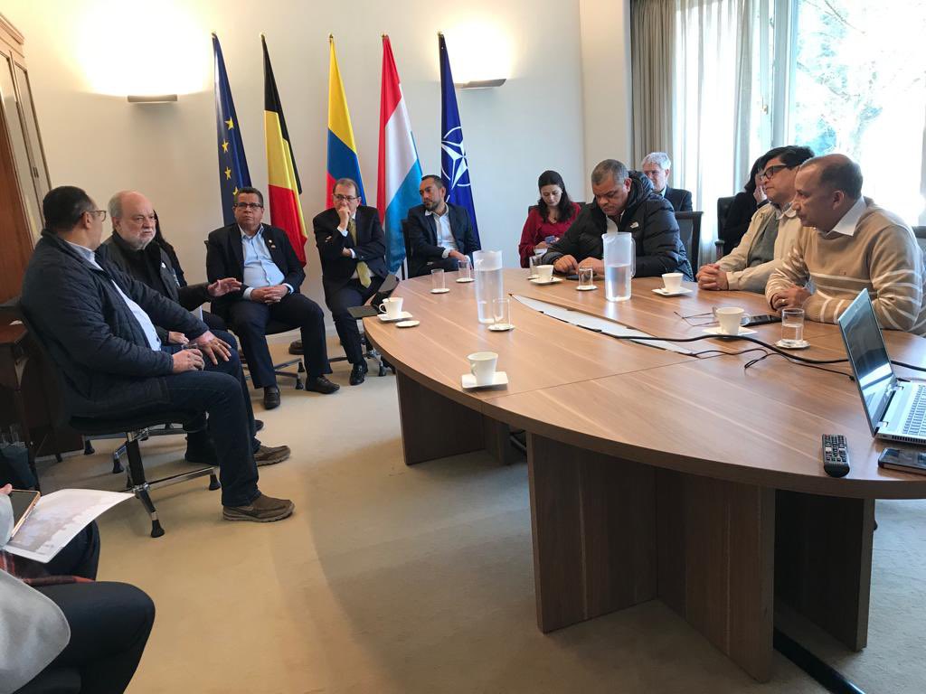 RoberRomeroR's tweet photo. Productiva mesa de trabajo desarrollada en la Embajada de Colombia ante el Reino de Bélgica, Gran Ducado de Luxemburgo y Misión ante la Unión Europea y la OTAN en Bruselas para el fortalecimiento de la Política de internacionalización @suecaribe https://t.co/qABglbxBPa