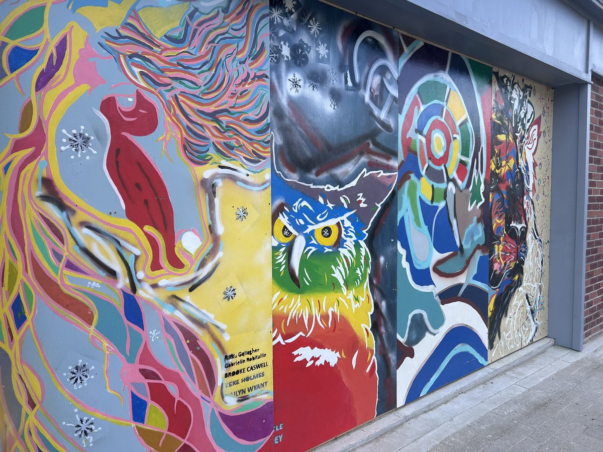 mllesilveira's tweet photo. Incredible proud of this graffiti installation in downtown Collingwood by @CCI_SCDSB students from my Grade 9 Integrated Arts course and Mr. Vancise’s classes. https://t.co/vfxgUvLUNy