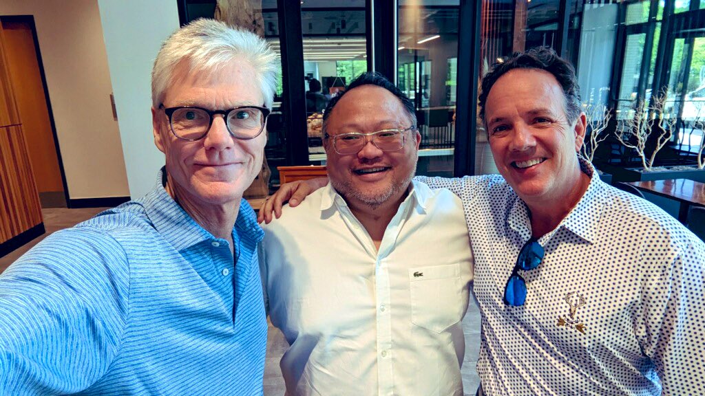 throttleandrust's tweet photo. Great lunch today with William and Brian! #FastBlast #RonR #raleigh #scaleups #dtcbrands https://t.co/O4PxcR4vXt