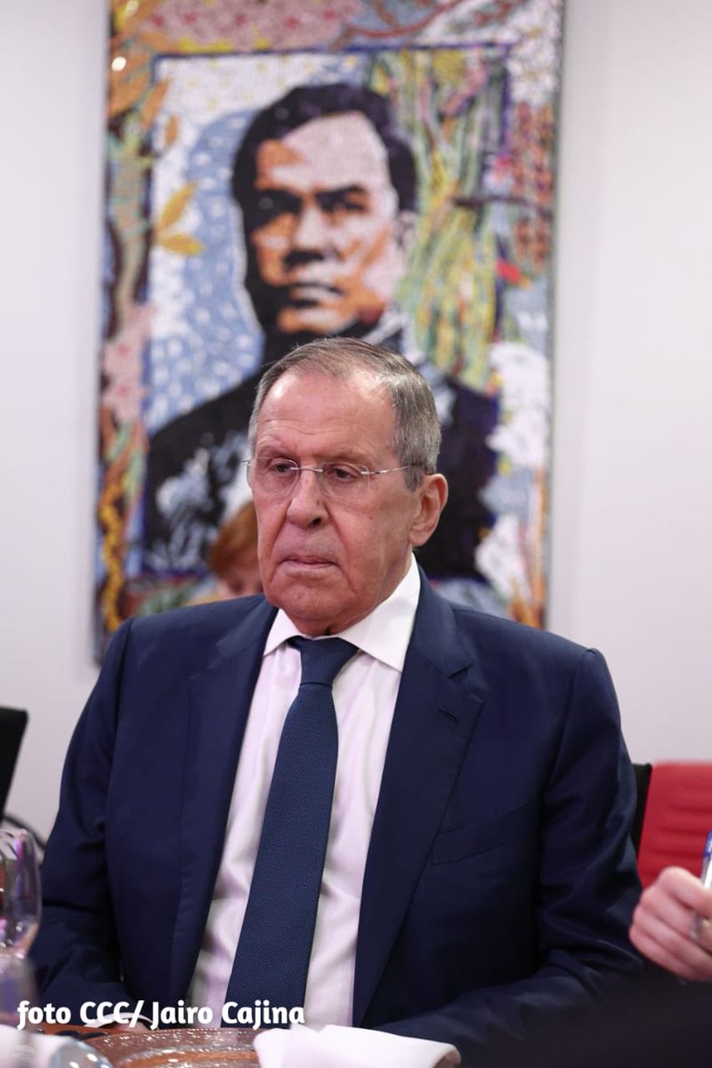 #AHORA 🇳🇮 🇷🇺 El Presidente de Nicaragua, Comandante Daniel Ortega sostiene encuentro con el Canciller de Rusia, Serguéi Lavrov.

<a href="/mae_rusia/">Cancillería de Rusia 🇷🇺</a> <a href="/EmbRusNicaragua/">Rusia en Nicaragua</a> 

#UnidosEnVictorias 
#LaPazNuestraVictoria