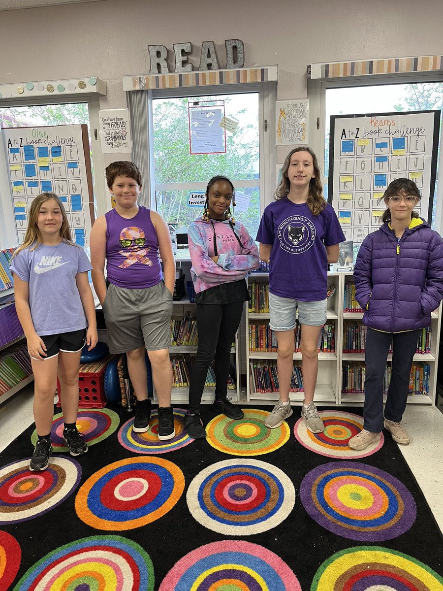 HCPSCollinsElem's tweet photo. Today was PURPLE UP DAY! 💜💜💜We love our military kids! #RidiculouslyAmazing #MOMC https://t.co/4urRYDxiof