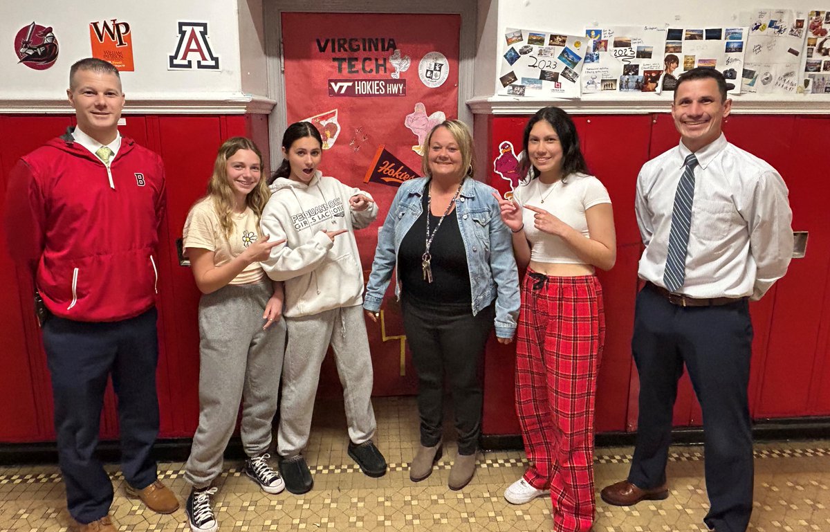 Congratulations to Michelle McBride who has been named Boonton Public Schools' ACME Staff Member of the Month!  Ms. McBride brings an enthusiasm and positivity to her work every day that has tremendous benefit for her students and the Boonton High School Team!