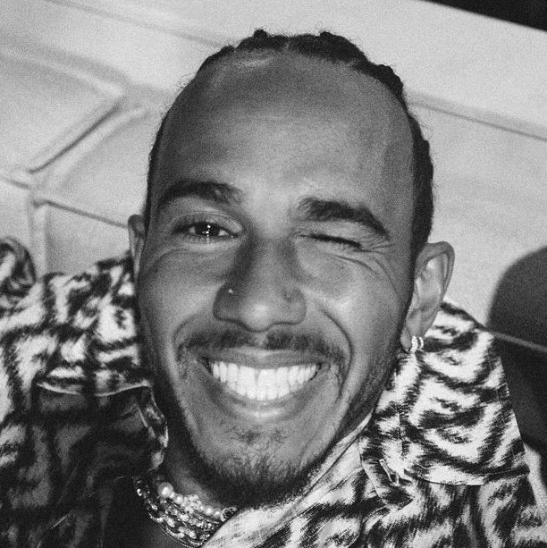 lewispics44's tweet photo. #NewProfilePic https://t.co/9a7EgY5hpq