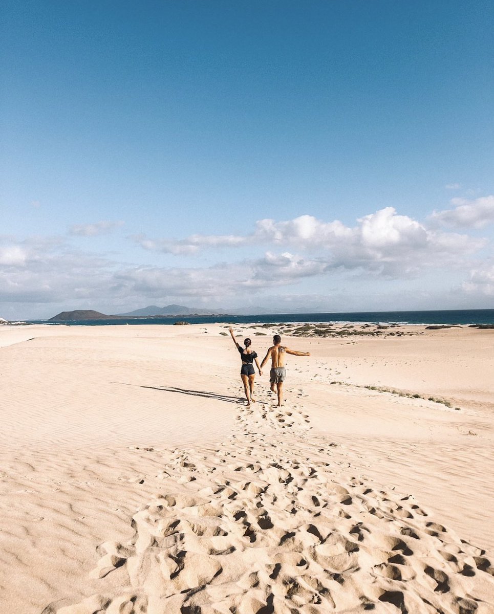 ¡Nada como una escapada al paraíso para re-conectar! ❤️

📸: <a href="/onaps_mike/">Michele Spano</a> <a href="/laura_betti/">communist twerk team</a> 

#CorralejoGrandesPlayas
#Fuerteventura
#Dunasdecorralejo #CorralejoDunes #Corralejo
