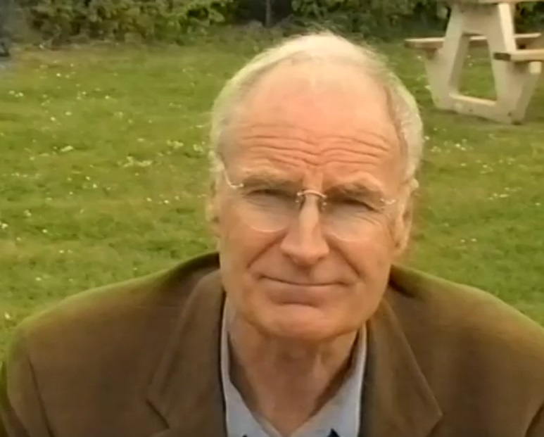 A Happy Birthday to Peter Snow who is celebrating his 85th birthday today. 
