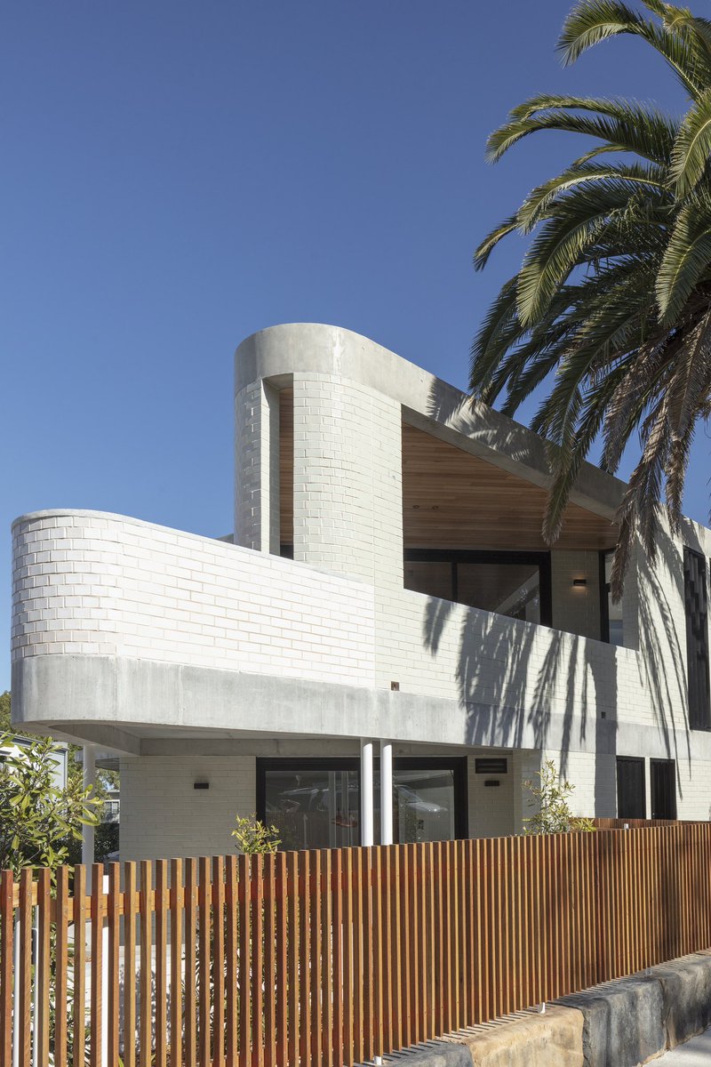 Arqenblanco's tweet photo. Apartamentos Foamcrest - Richard Cole Architecture
Imagen: Simon Wood
________________________________
#richardcolearchitecture #simonwood #australia  #arquitecturaaustralia #arquitecturaenblanco #arquitectura #architecture #archdaily #architectureinwhite #architecturehunter https://t.co/whMJKmc3fP