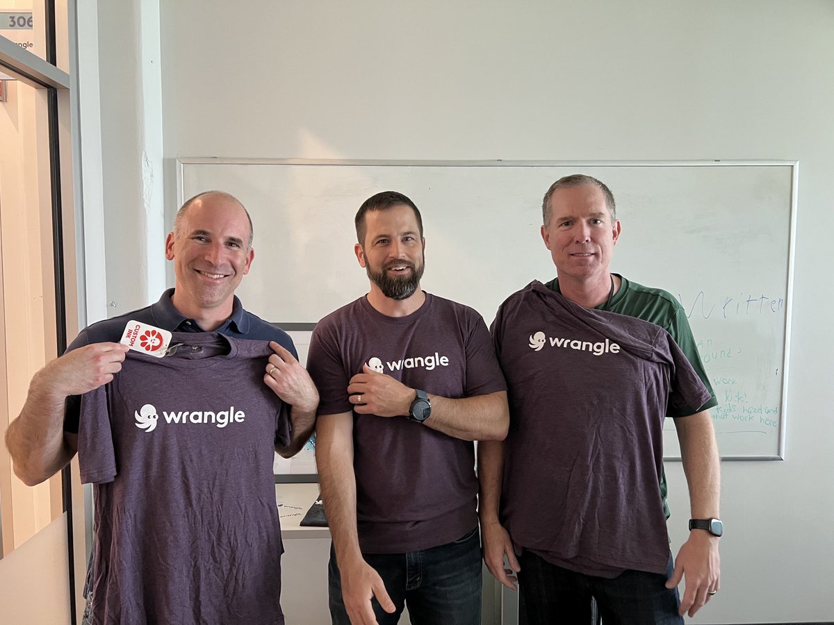 Enjoyed speaking at Raleigh Durham Startup Week today with ⁦@GlenCaplan⁩ and ⁦@RobbieAllen⁩ 

Got them decked out in ⁦@wrangle_io⁩ gear after!

#rdsw #startupweek #techstars