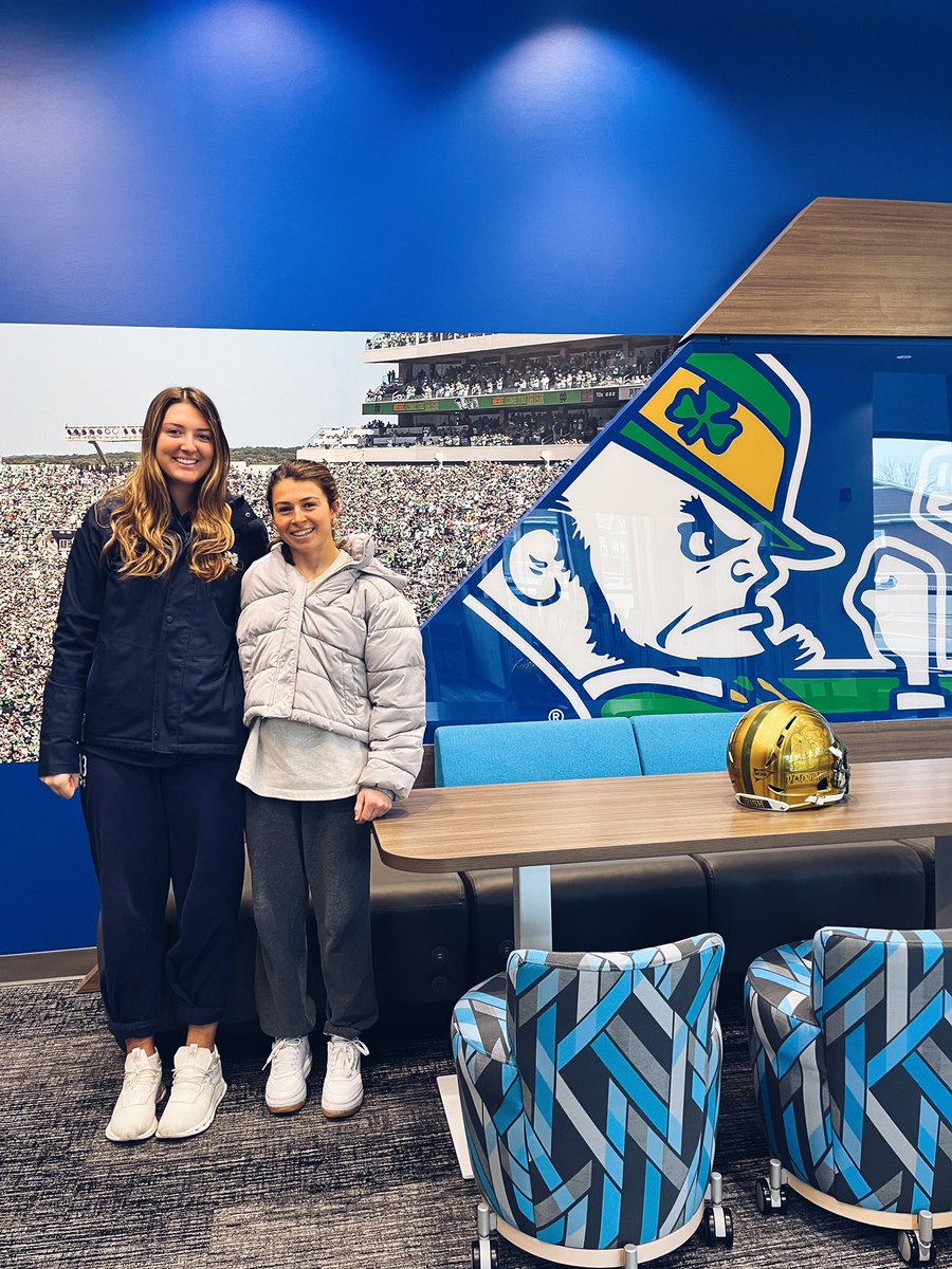 amchugh88's tweet photo. Credit Union 1 is the Official Banking Partner of Notre Dame Athletics. After stopping by the branch I was able to easily set up my new checking account and take advantage of some great perks of CU. I was able to choose my personalized card.  #CU1Partner #ad #sponsored #CU1Irish https://t.co/woGpKa27N7