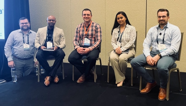 cBEYONData's tweet photo. Today's #SplashDC panel was a success!
Thank you to everyone who attended and to our partner @MSAnalytics for all of the collaboration!
If you're interested in learning more about how we can help with reporting for federal agencies, please reach out:
https://t.co/4kUTr7Nbvo https://t.co/YbQLc6ZLlK