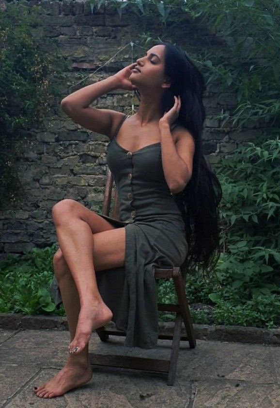what do you mean amita is not rapunzel? HAVE U SEEN HER??