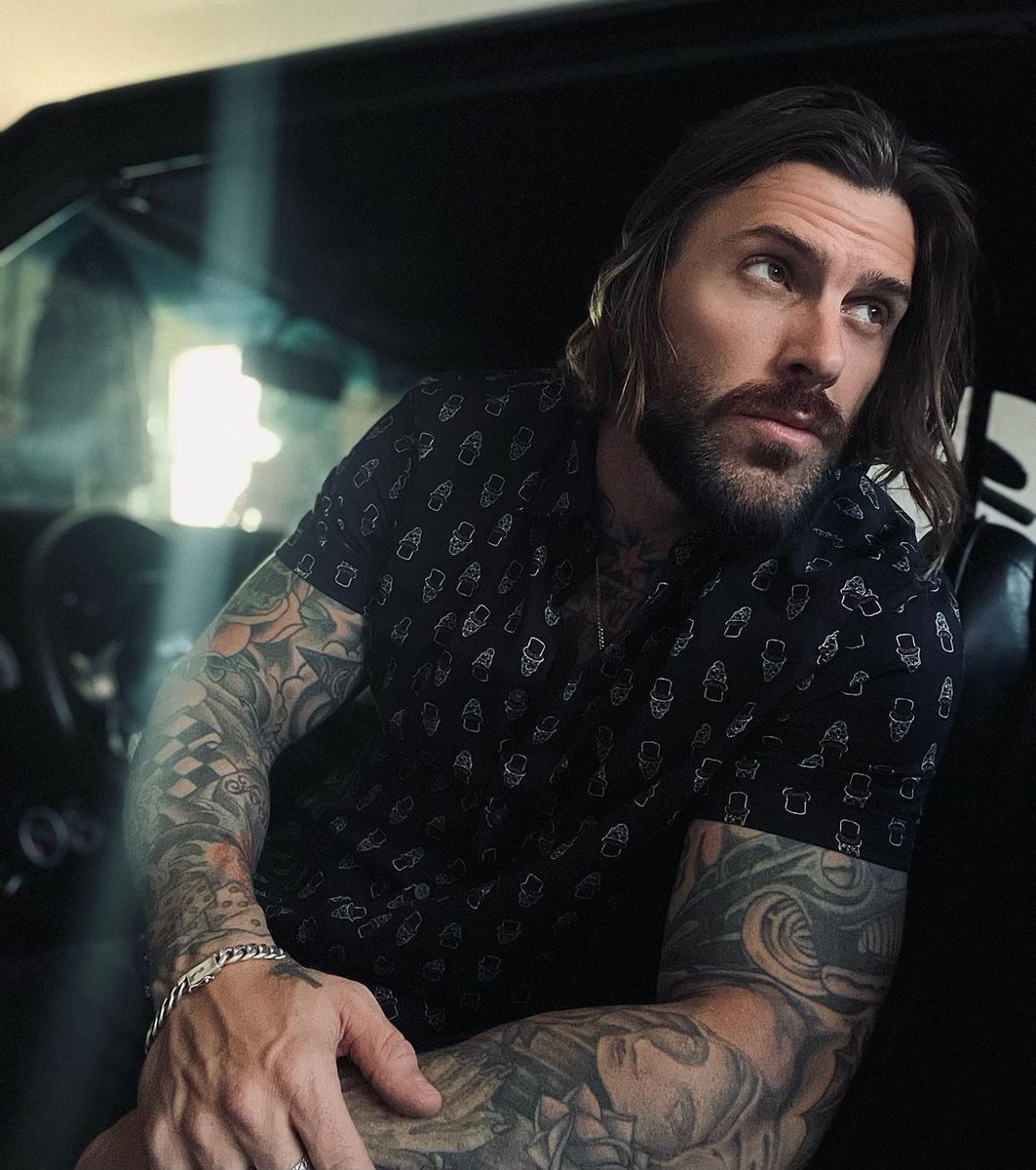 bsbearmiller's tweet photo. If you're not here to have fun then what's the point~
Writer #bsbear
Multi-ship
🔥Not new to rp (9 years)
🔥Varying detail (aim for paragraph minimum)
🔥1st/3rd person viewpoint
🔥N/SFW short and long term rp
🔥Dom
🔥Open dms
🔥Don't rush responses. Real life comes first https://t.co/8ztqf0ap48
