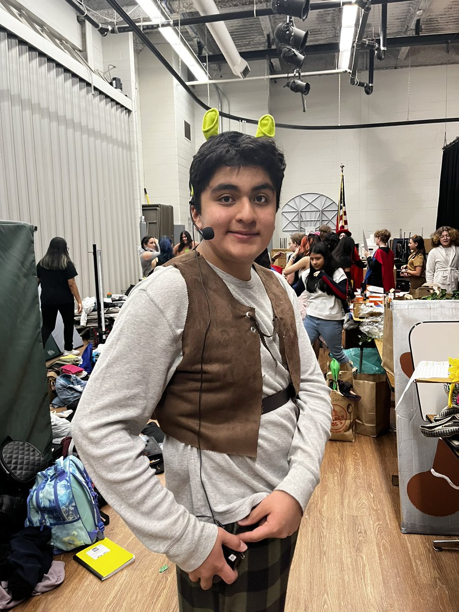 patienceteaches's tweet photo. The Shrek cast &amp; crew knocked it out of the swamp today at their first performance! Bravo! We are so proud of them! @WinstonCampus @WCEaglesD15 @D15Schools https://t.co/xJoMNdqjeG