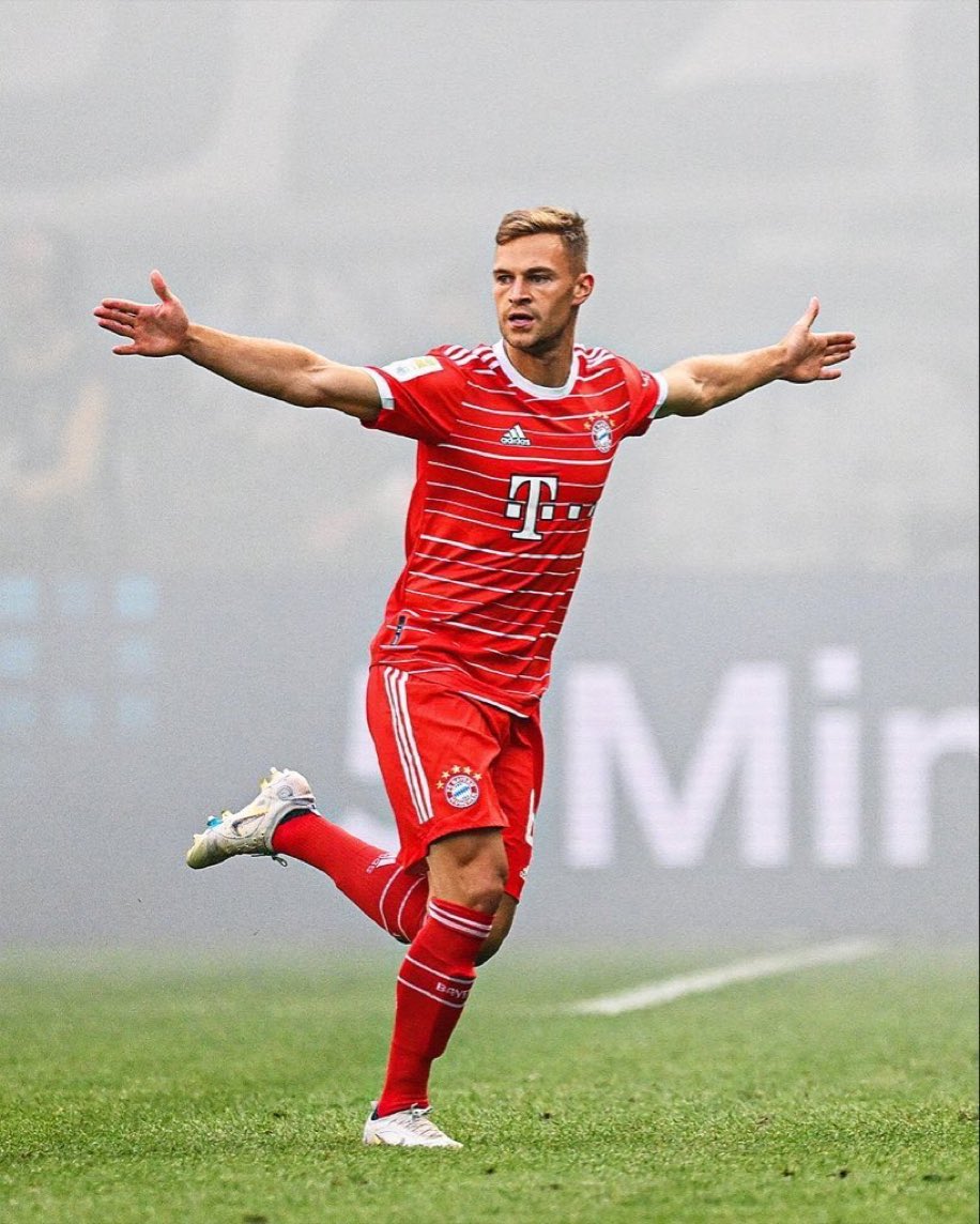 StatmanDave's tweet photo. Joshua Kimmich had never taken a Penalty in his senior career before. He now has a 100% penalty conversion rate.

Perfect score. 💯 https://t.co/hf91L88URl