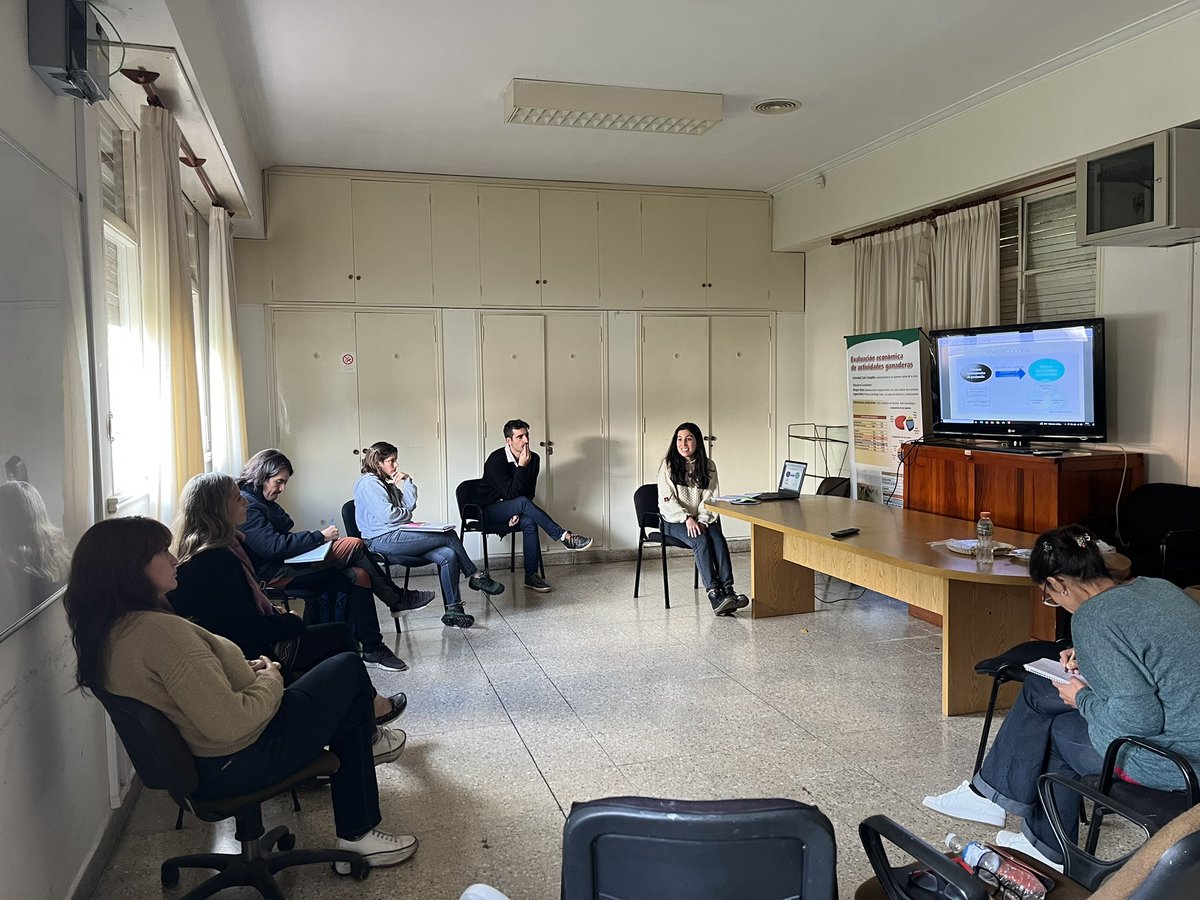 EySRural's tweet photo. Hoy compartimos el Seminario de Avances de Planes y Proyectos de Investigación - Extensión con el fin de consolidar un espacio permanente de interacción y de construcción colectiva de conocimiento 

@intaargentina @CONICETDialoga @fcabalcarce @extensionunmdp @INTABalcarce https://t.co/s0xTX37WFM