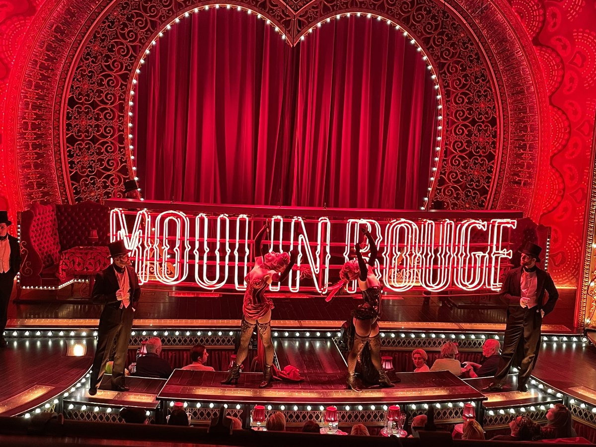 fariar's tweet photo. Amazing afternoon, amazing performance, amazing everything!! Just loved moulin Rouge!! @moulinmusicaluk https://t.co/ImiccCJA4J