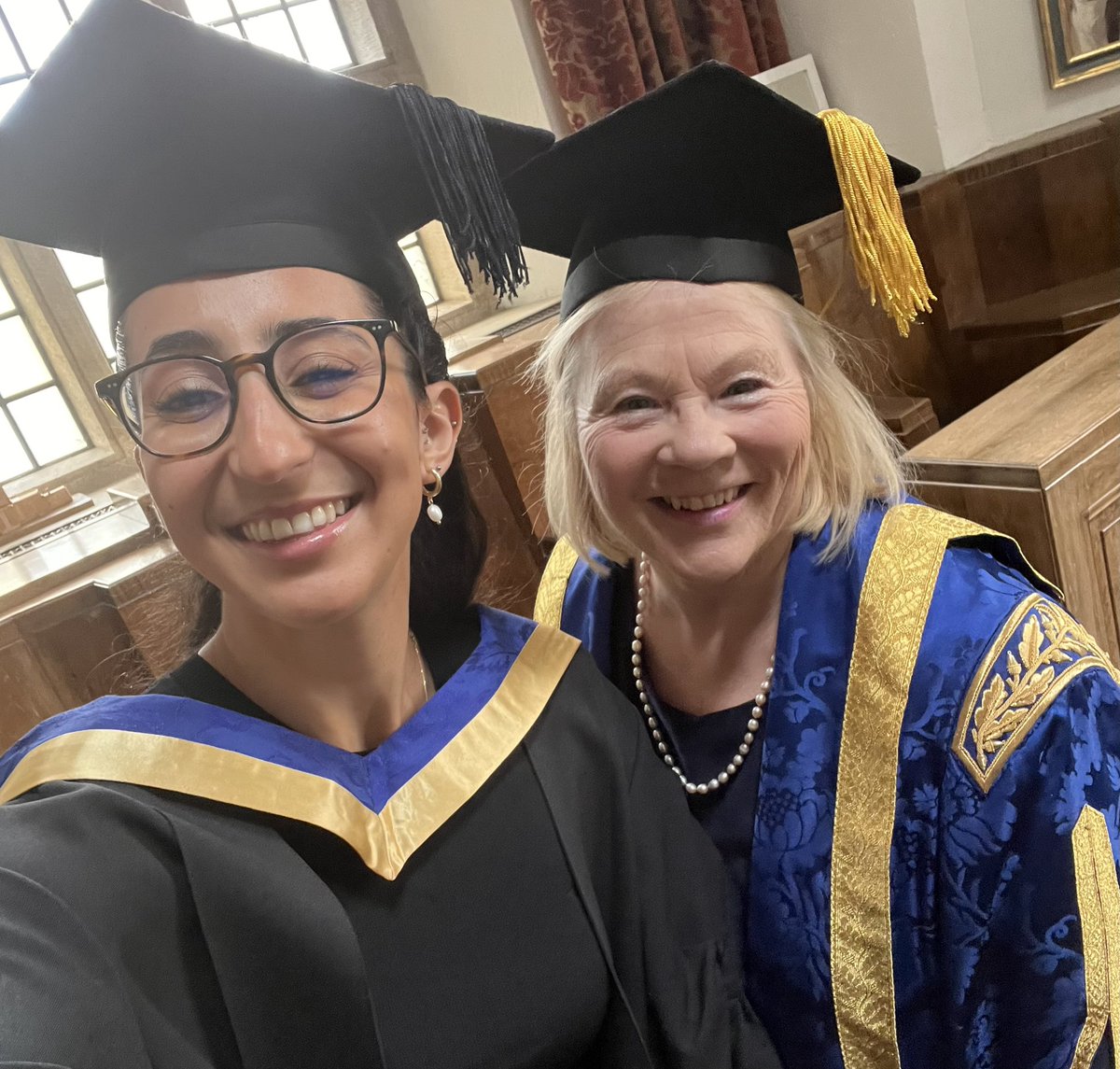 Wonderful afternoon carrying out Pro Chancellor duties at @UniOfSurrey and a chance to catch up with current Stufent Union President Diana @D-baby - such an inspiring and incredible group of graduates #ProudtobeSurrey