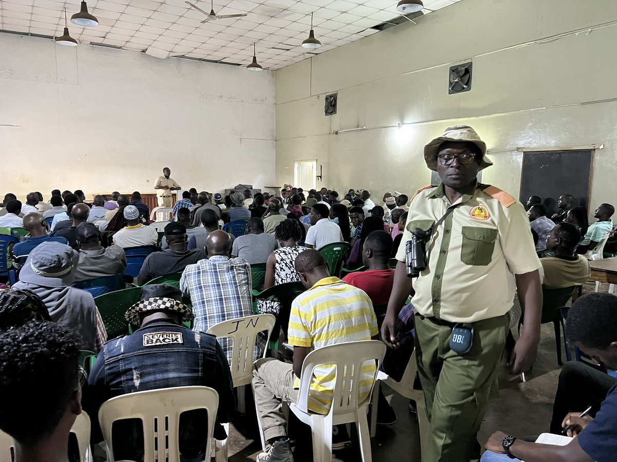 Herbertbirder's tweet photo. Today I organized a successful knowledge seminar for the tourist guides.over 200 attended.  This is what it means to empower the front liners with the required knowledge and skills. @Odrek_Rwabwogo @wekesa_amos @TourismBoardUg @LillyAjarova https://t.co/wBCUsO8FYd