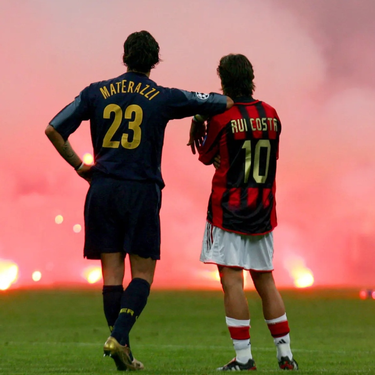 InvictosSomos's tweet photo. Señoras y señores, HOY GANÓ EL FÚTBOL. 🚬🚬 https://t.co/azQAgClW97