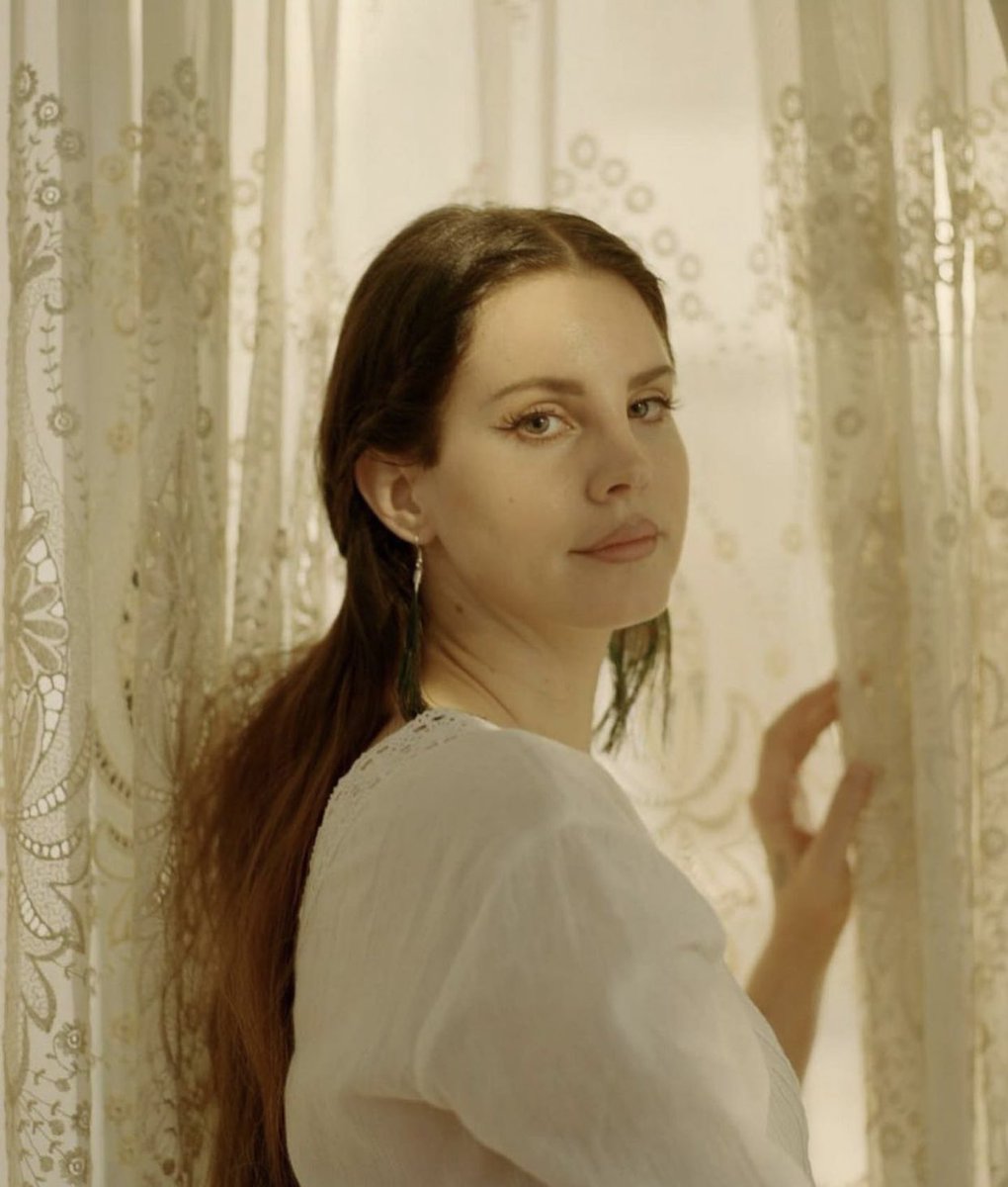 Lana Del Rey World 🎀 on Twitter "RT LDRWorld1
