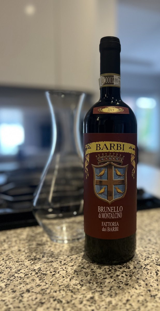 I think this nice little Brunello will go well with a steak tonight! 

#brunellodimontalcino #redwine #winerealtor #barbi 

@MunizMe @MTLWINEGUY @WineEnthusiast @JamesSuckling @WineSpectator @wine
