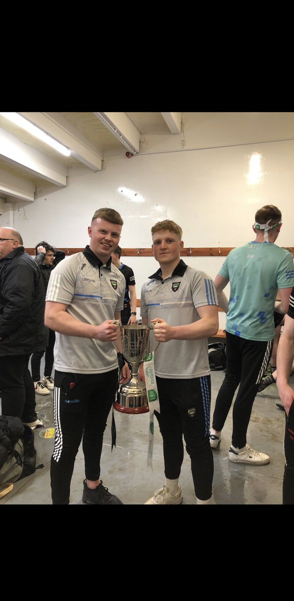 castleconnorgaa's tweet image. What a win this evening for @sligogaa . The club couldn’t be prouder of these 2 men being part of it. Congrats to Stephen and Thomas along with the whole panel and management!
⚫️⚪️
🔴⚪️