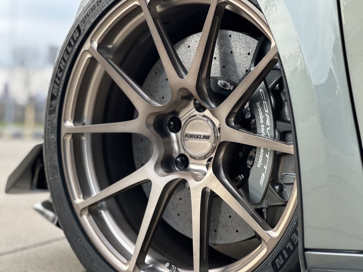 ForgelineWheels's tweet photo. Excited about the #c8z06 yet? Mark's #corvette is turning heads and breaking hearts on #forgeline #GA1R #openlug! https://t.co/8tRtcjjPvO https://t.co/sBh6dkRGFV