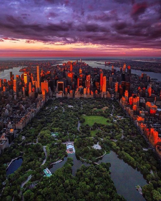 JyliLap's tweet photo. Sunset in New York City https://t.co/fQkBuExk1d