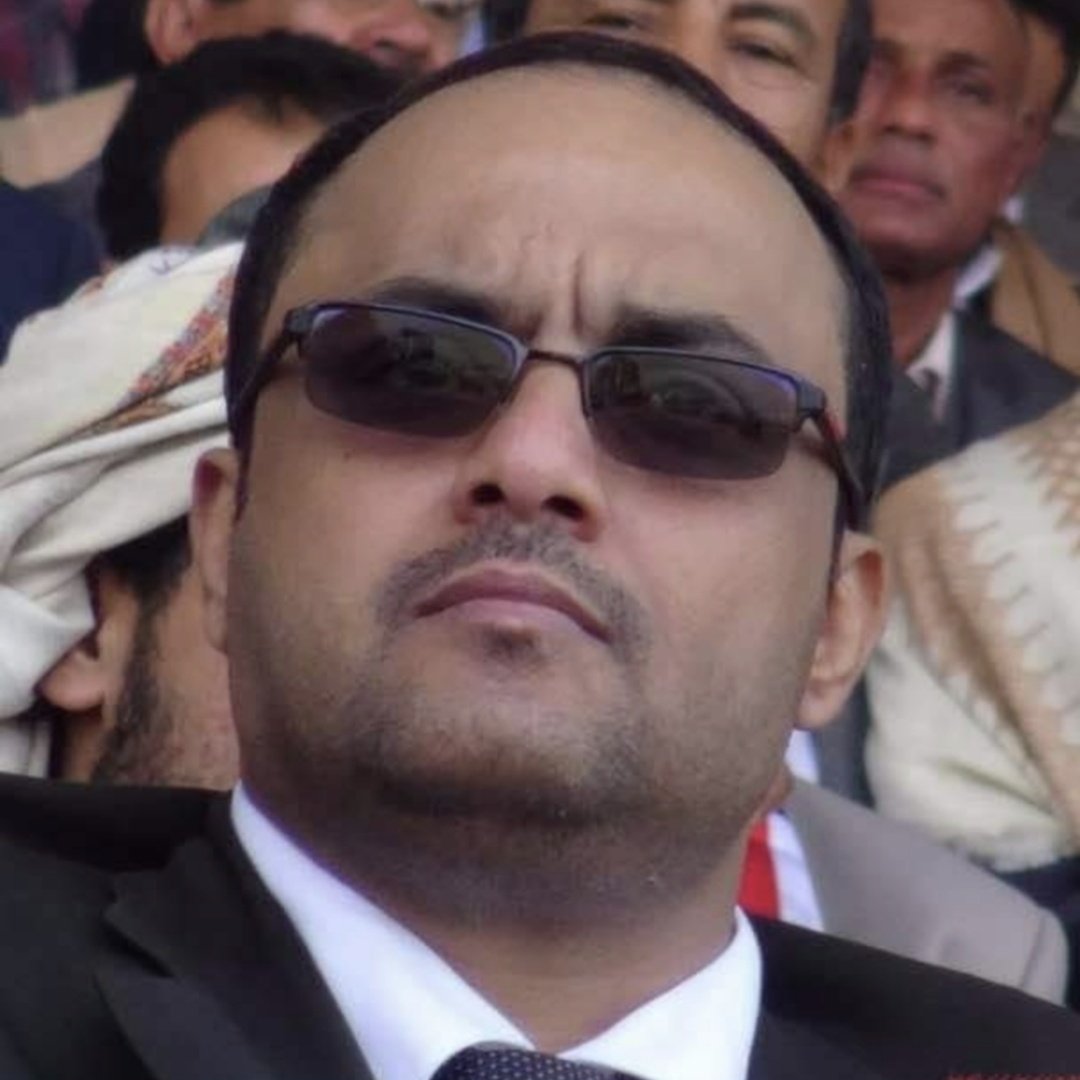 اللهمّ ارحم أبي وأسكنه جنتك.
اللهمّ ارحم أبي تحت التّراب، وأسعده في جنة الفردوس كما أسعدني، وأعوذ بالله من دُنيا خالية من أحبتي.
اللهمّ ارحم أبي فقيد قلبي واغفر له وآنس وحشته، ووسع قبره اللهمّ اجعل أيامه في الجنة أجمل.
اللهمّ ارحم من عز علي فراقه، يارب إنّ أبي أغلى من فقدت ارحمه