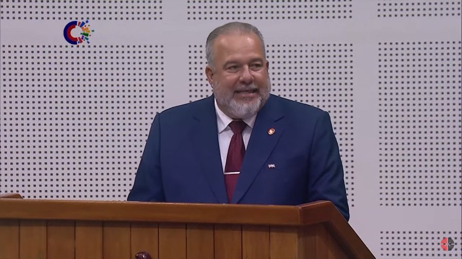 CNCTVGranma's tweet photo. Marrero Cruz agradeció las muestras de apoyo. Reconoció además que las condiciones antes explicadas han limitado de manera objetiva los objetivos trazados en la acción de gobierno.
“Expreso mi inconformidad por no haber alcanzado los objetivos propuestos” acotó #AsambleaDePueblo https://t.co/I2Pr3v6NWA