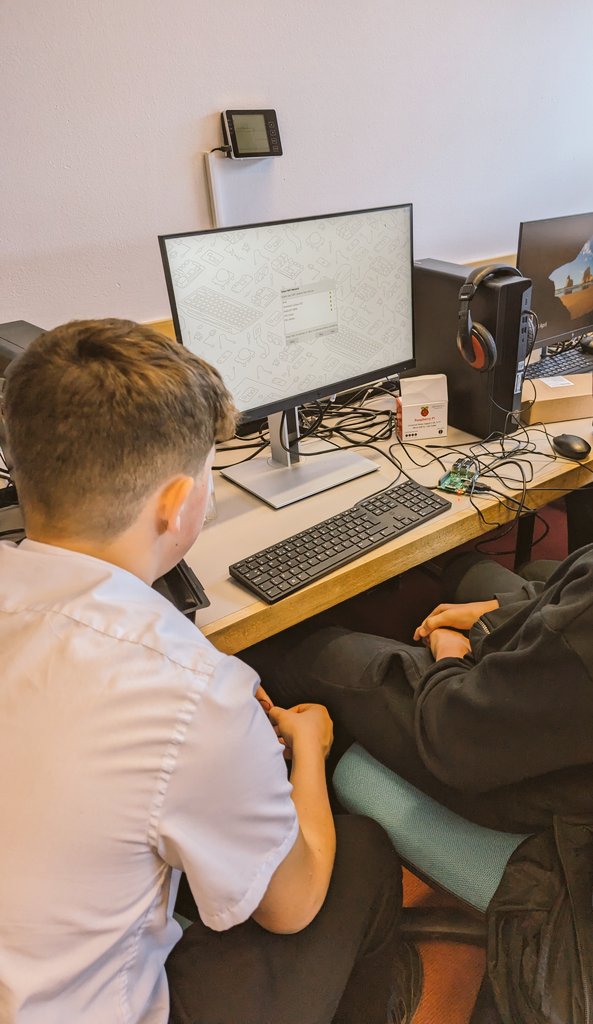 BlairgowrieComp's tweet photo. S3 @BlairgowrieHS students have been exploring physical #computing using @Raspberry_Pi to create an automated plant care system, room thermostat and a programmable @4tronix_uk @NASA MARS Rover. #realworldcomputing #bhslearner #thinkingskills #problemsolving @PKCDigSkills https://t.co/xWwPsYS2eu