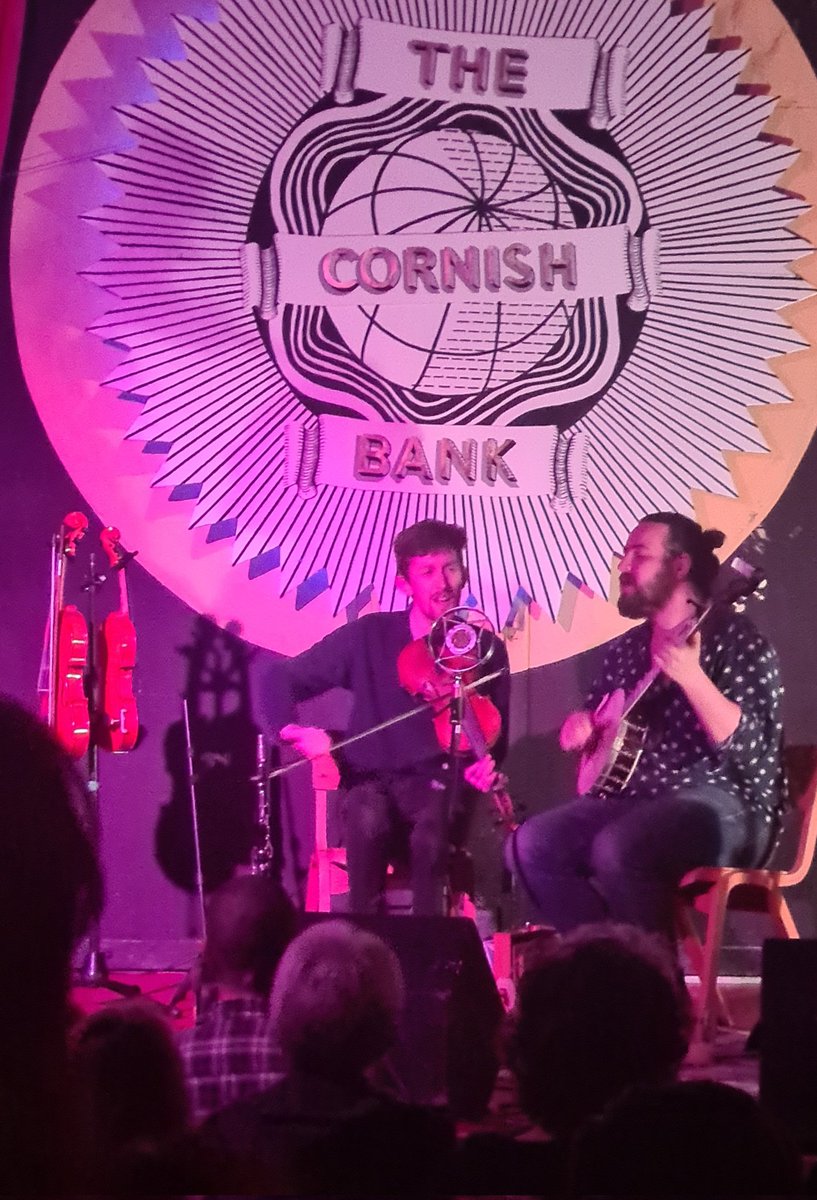 Kirstworldproblems (@kirstyannkay) on Twitter photo Lovely to see <a href="/RowanFolk/">Rowan Piggott</a> getting everyone up singing and dancing in fair Falmouth with <a href="/oldspotmusic/">Old Spot</a>. 2/5ths of the <a href="/AccessFolk/">Access Folk</a> team in Kernow can't be a bad thing! Lovely to see <a href="/RowanFolk/">Rowan Piggott</a> getting everyone up singing and dancing in fair Falmouth with <a href="/oldspotmusic/">Old Spot</a>. 2/5ths of the <a href="/AccessFolk/">Access Folk</a> team in Kernow can't be a bad thing!