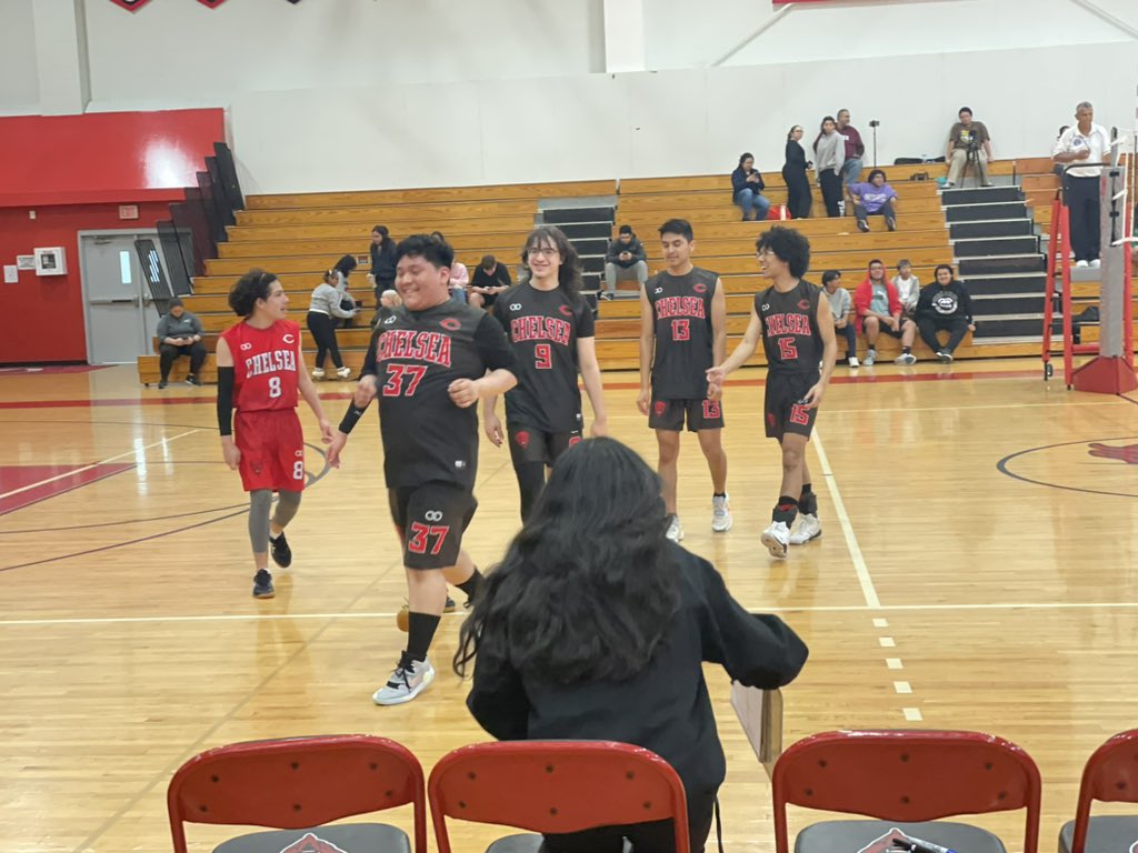 Our CHS Athletes are hard at work during April Vacation! Boys Volleyball is playing today and tomorrow while Girls/Boys Track &amp; Field host a meet tomorrow morning. 

Click here to check out our spring schedules: arbiterlive.com/Teams?entityId…