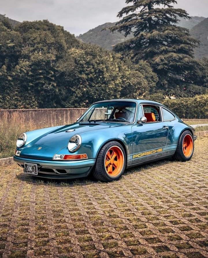 #Porsche #Porsche911 🇩🇪 
This Porsche car makes me wanna sing 🎶🎶🎶🎶
#PorscheMoment 🤩🤩 #PorscheMotorSport 🏁 #ClassicPorsche 🧤🕶 #aircooledporsche911  #boxerengine #flatsix 💎 #Rarecar  #Bigturbo 💨 #speedlineporsche ✨️
#supercars #exoticcars