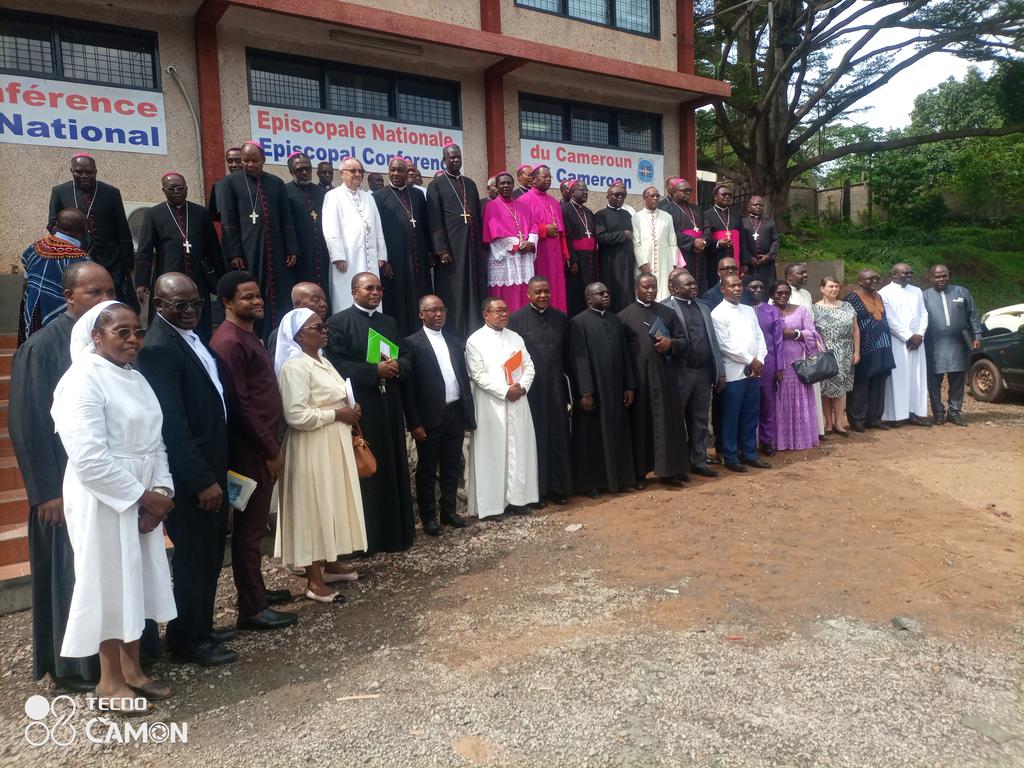 Cameron's Bishops have raised an alarm over the soaring number of extrajudicial killings in the country, urging government to unmask those behind the assassination of Amplitude FM Journalist, Martinez Zogo. 
They were speaking at their 48th plenary Assembly in Yaounde yesterday