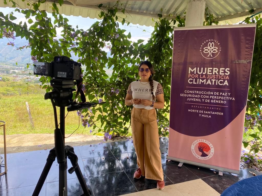 Xiomy_Acevedo's tweet photo. Happy to see our initiative Women for Climate Justice is growing and reaching more women leaders in rural areas of Huila and Norte de Santander. #PDET
Together we are stronger to achieve #Climate and #Gender justice for peace. @ElianaAriasP @vanesa_estrada7 👏🏾💕 Tesas!! https://t.co/ckGlYSGUvY