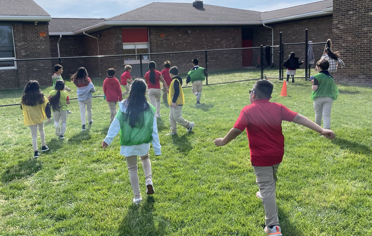 Ss  had so much fun at today’s Sport Social Club!  ⚽️ 🥅 

Not sure who had more fun… 🤣 the teachers or the students! ❤️🖤🫶

 @rbpsEAGLES @MsCartierRBPS  @MrsGirardiRBPS @MrsAvignone #RBwell #AfterSchoolClub #buildrelationships