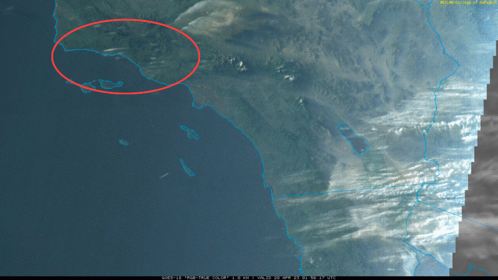Weather_West's tweet photo. I was actually able to cross reference this with last visible satellite snapshot prior to sunset. Based on fact that there were multiple persistent &amp; stationary bands of such clouds across much of SoCal, these were likely an unusually elongated example of lenticular clouds! #CAwx https://t.co/eL25UDk5R4