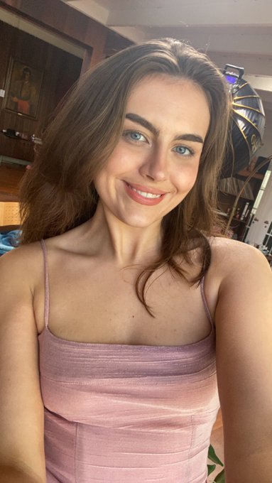 on set today for @ATKINGDOM who&rsquo;s ready for these new photo sets 👀 https://t.co/FSBgIkCulM<a class="tags" href="/tag/atkingdom">@atkingdom</a>