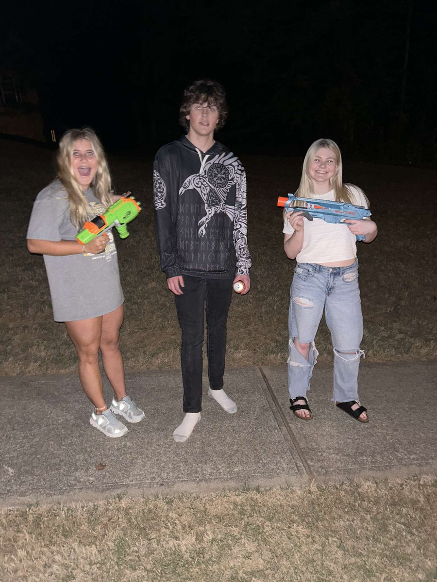 nerf smurfs🥶🥶 tweet media