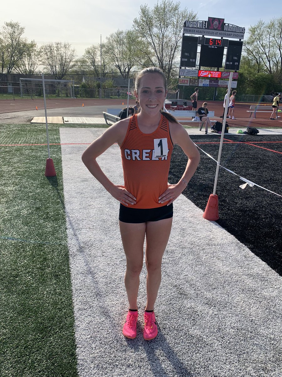 creekxc's tweet photo. 🚨Meet Record🚨 Sophomore @Macierunz25  wins 1600 and sets a new meet record of 5:04 @TrackWayne freshman/ sophomore meet. #FJD 😊🧡🖤💚 https://t.co/m735nrIFSK