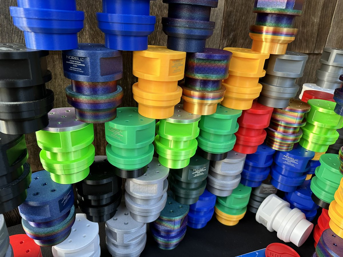 nmrtubes's tweet photo. A few things you can grab at our #ENC2023 suite tonight - sample packs of NMR tubes &amp; a very fun tube holder! There is also a DIY waffle bar starting at 9pm 🧇🧪

#NMRchat #NMRSpectroscopy #Norell #NMR #NMRTubes #Science https://t.co/yZ2THny1kS