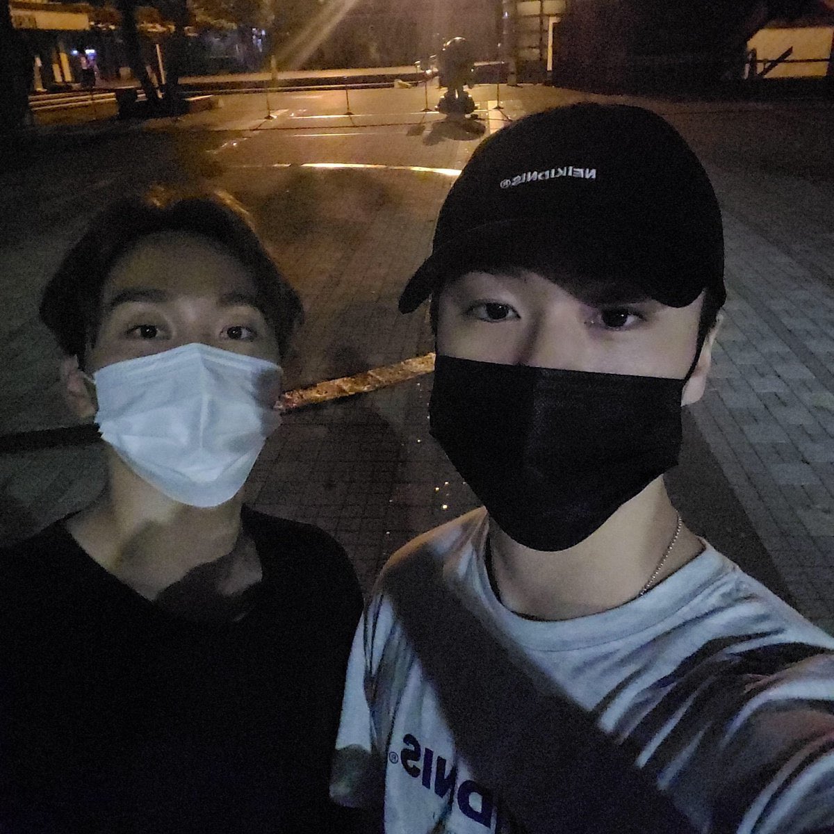 caratstalk's tweet photo. [17s] ⚠️Not Seventeen Related
Rest in Peace Moonbin from Astro.
Sending our deepest condolences to his family, friends, ASTRO, AROHA.
Thank you for being a good person to seventeen, especially to seungkwan.
Virtual hug from CARAT to AROHA🥀 https://t.co/XaNSg3stWc