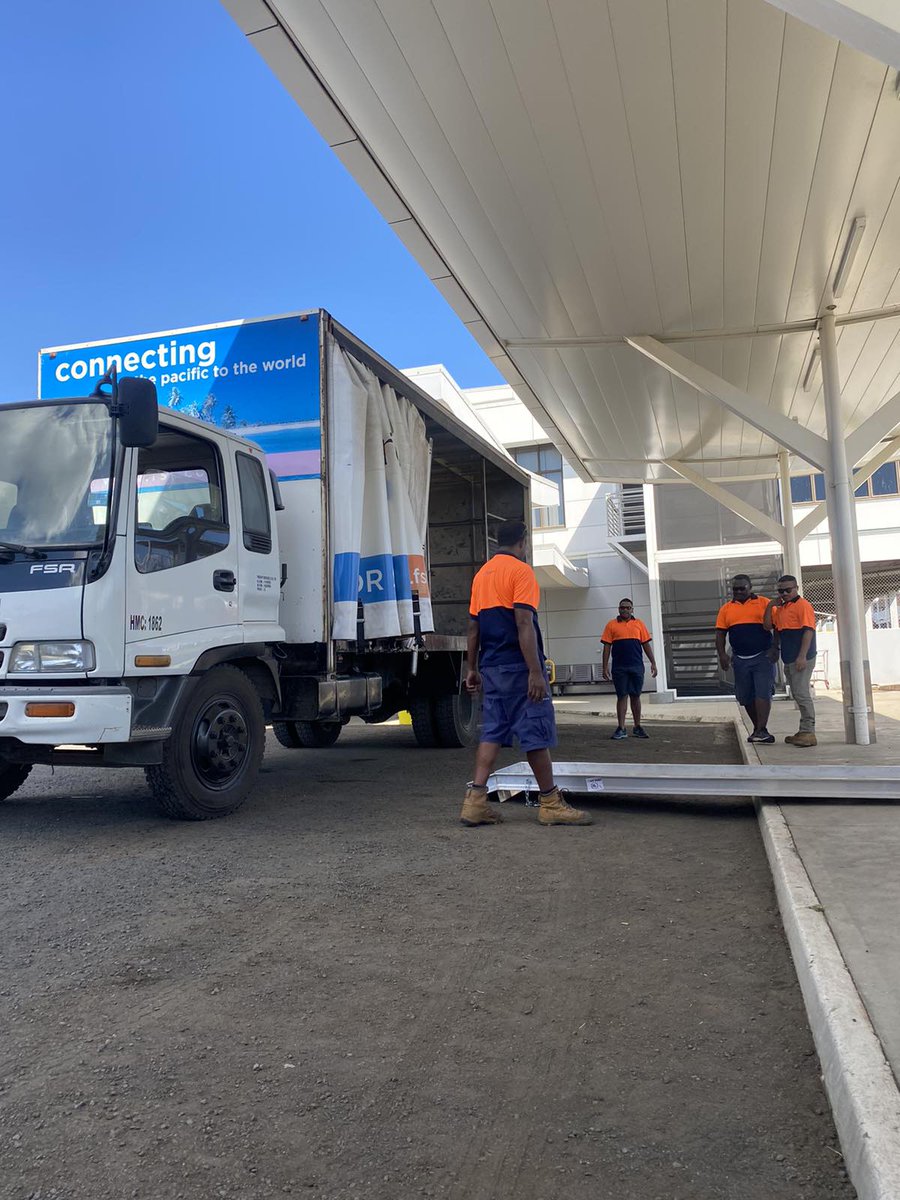 FR8_ServicesFJ's tweet image. &quot;Moving houses made easy with Freight Services Fiji! Our team of professionals will ensure that your personal belongings are packed and secured professionally right at your doorstep. 
#moving #relocation #ProfessionalPacking