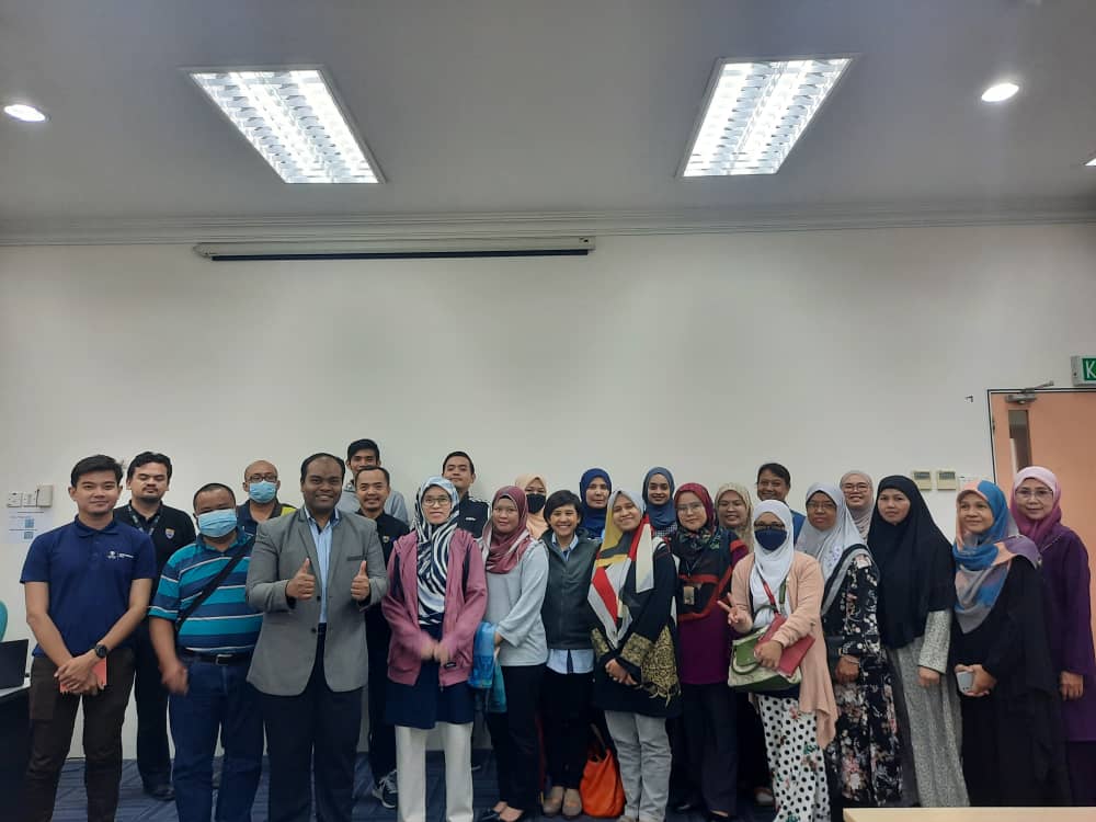 umintegrity's tweet photo. Telah berlangsung dengan jayanya Kursus UM Organisasi Bebas Eksploitasi, Penganiayaan Dan Gangguan Seksual. Apa Peranan Warga UM? Anjuran Bahagian Pembangunan Insan, Jabatan Sumber Manusia dengan kerjasama Unit Integriti pada 12 April 2023 yang lalu.

https://t.co/dRp7x6TRLy https://t.co/deInNoalpt