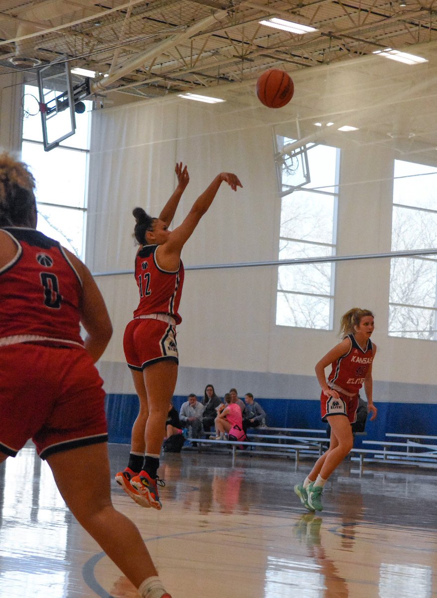 KansasEliteWBB's tweet photo. Come Check out U17 Zars this weekend at the Spring Showcase in Ames Iowa this weekend! @ellaburvee @ToddZars https://t.co/UyDgTaVxJW
