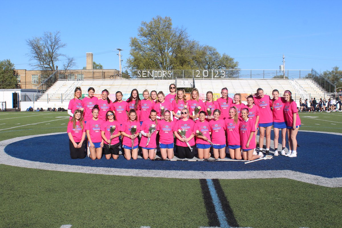 PanthersQGLAX's tweet photo. Thank you to everyone who came out to support our seniors!  It was a great night! @QCHSAthletics @QCSDnews @OfficialQCHS https://t.co/hKwkNk2Jod