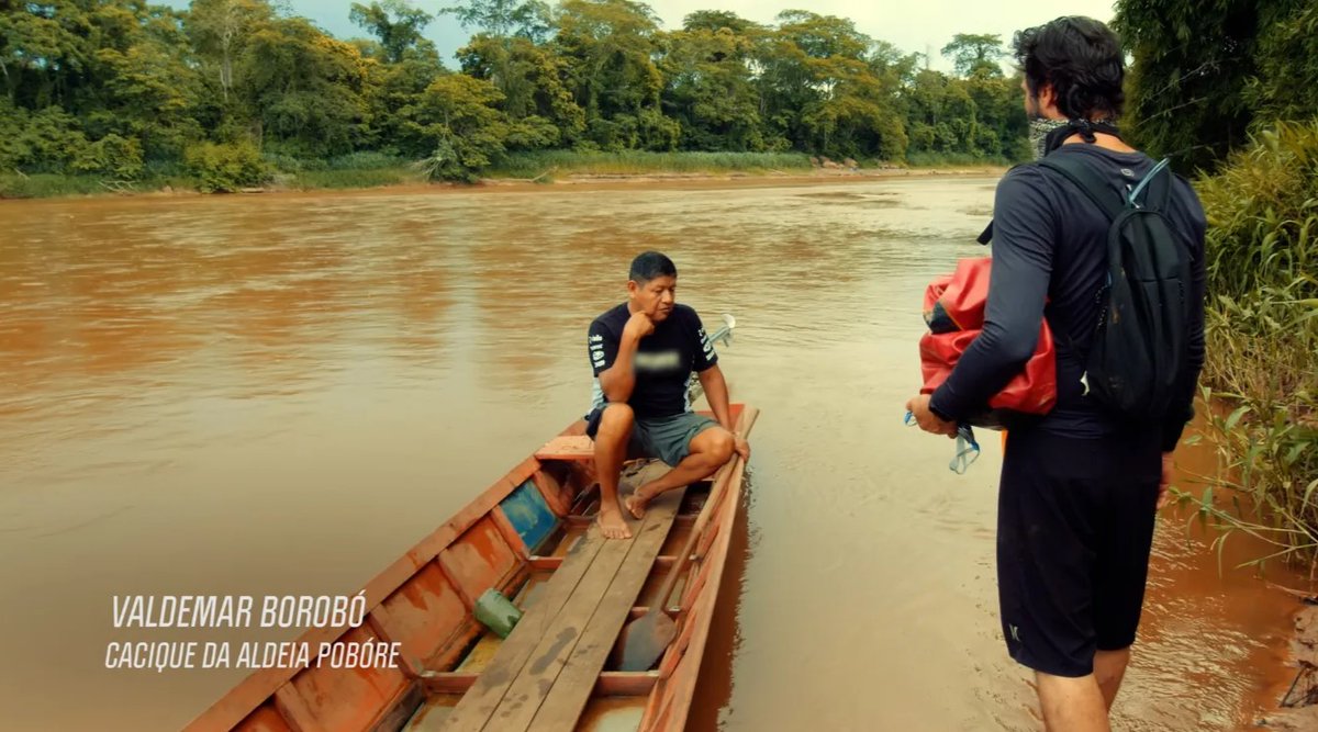 expfilms's tweet photo. Dia dos Povos Indígenas – Rondonópolis, MT, 2022.
As margens do Rio Vermelho converso com o Cacique Valdemar Borobó, da etnia Bororo, que conta como se deu a exploração Bandeirantes . 

 "Expedicionários do Brasil" - Rumo ao Oeste, episódio 3. https://t.co/woltZQ4d6o